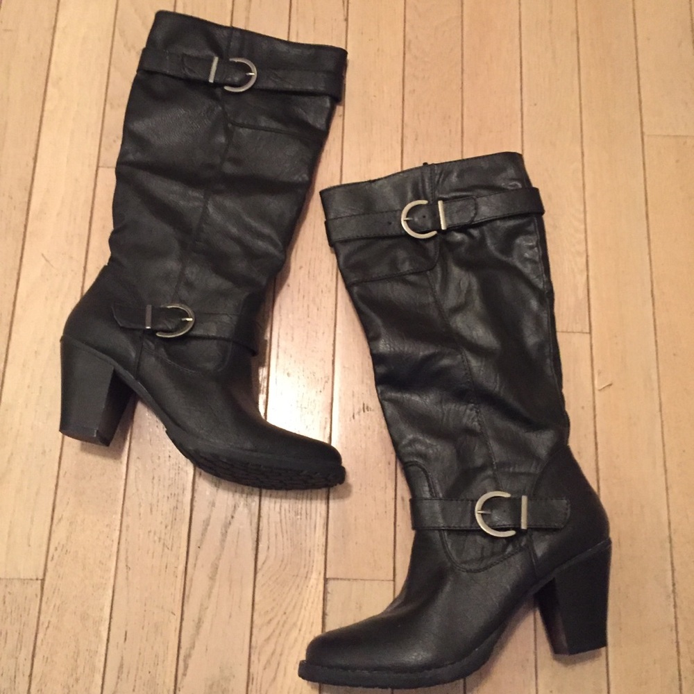 NWT Tall Black Heeled Boot with Buckles